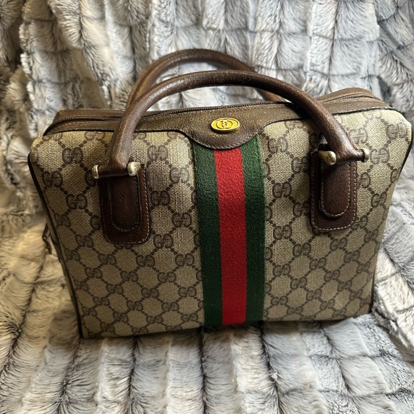 **GUCCI **OPHIDIA BOSTON LEATHER HANDBAG
COMES WITH COA - Picture 2 of 8